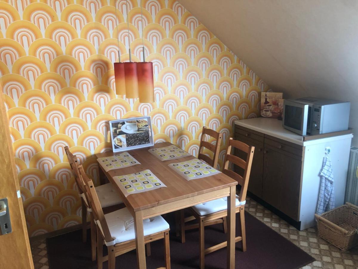 Ironico Homestay 4 Schlafzimmer Ferienwohnung 100 M2 Nahe Bostalsee Eisen  Екстер'єр фото